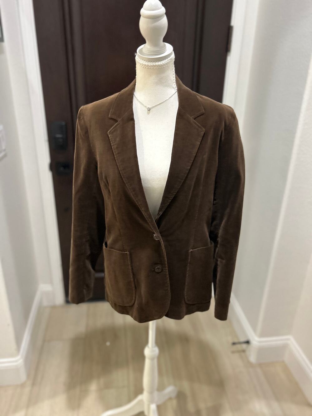 Vintage 1990s Brown velour blazer, Gil & Co., size 10